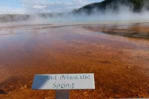 Yellowstone grand prismatic spring