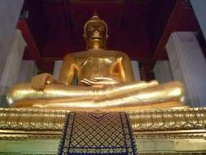 ayutthaya wat phra si sanphetgrande buddha seduto