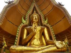 kanchanaburi buddha dorato