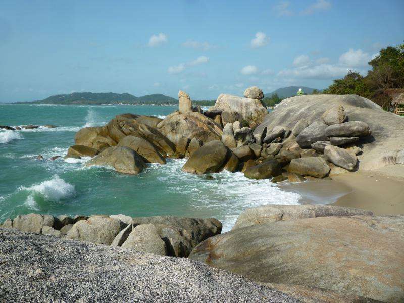 Spiaggia rocciosa di Koh Samui