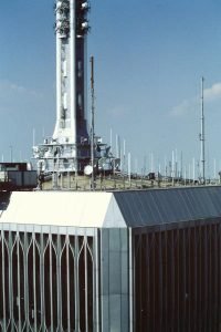 L'antenna su una torre gemella