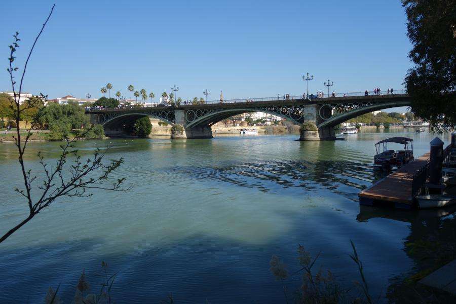 Ponte Triana sul Guadalquivir