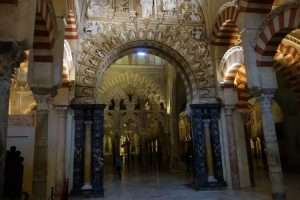 Archi e colonne della mezquita