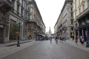 Via Dante vista sul Castello di Milano