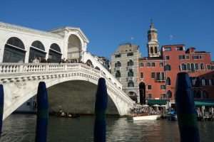 Ponte di Rialto Venezia cosa vedere