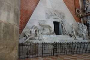 Canova Monumento funebre Santa Maria dei Frari