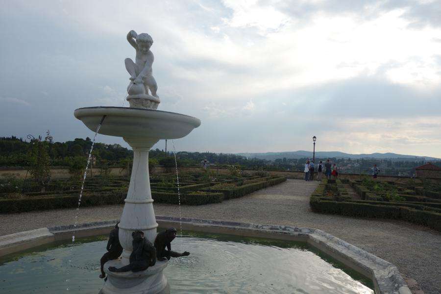 Fontana delle scimmie a Firenze