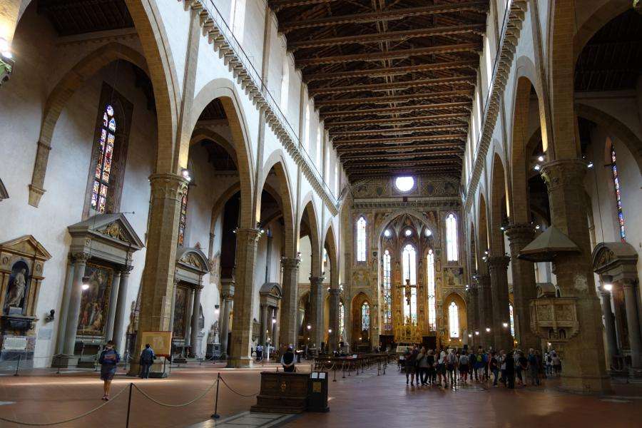 Navata centrale di Santa Croce a Firenze
