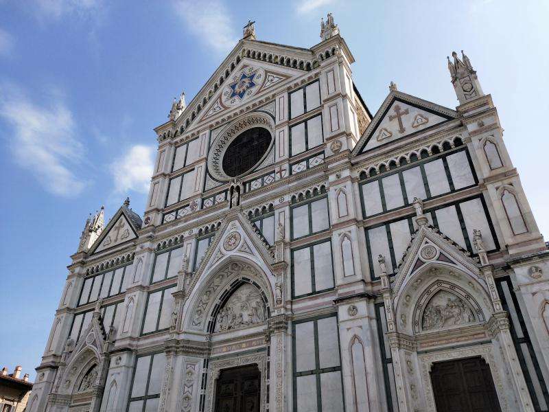 Facciata della basilica di Santa Croce a Firenze