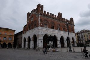 Piacenza cosa vedere in un giorno in camper