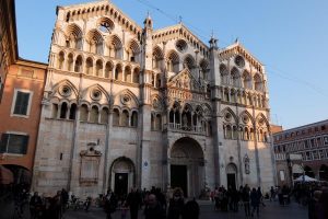 Duomo di San Giorgio a Ferrara cosa vedere in camper