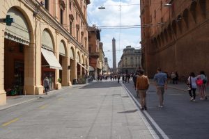Torre degli Asinelli Bologna cosa vedere