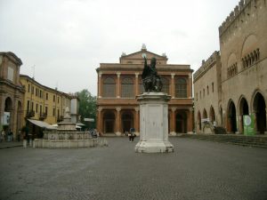 Rimini piazza Cavour cosa vedere Emilia Romagna