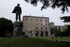 Parma Piazza della Pace cosa vedere Emilia Romagna