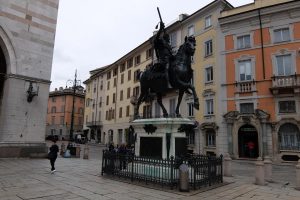 Piazza Cavalli a Piacenza cosa vedere