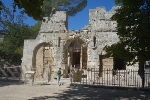 Nîmes tempio di Diana cosa vedere
