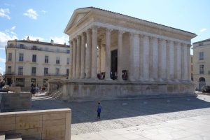 Maison Carrée Nîmes cosa vedere