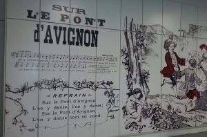 Avignone on the road cosa vedere