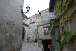 Seguret cosa vedere in Provenza on the road