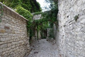 Seguret cosa vedere on the road Provenza