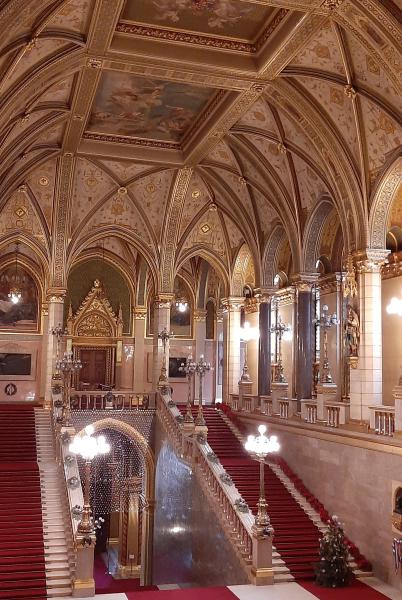 Parlamento di Budapest cosa vedere