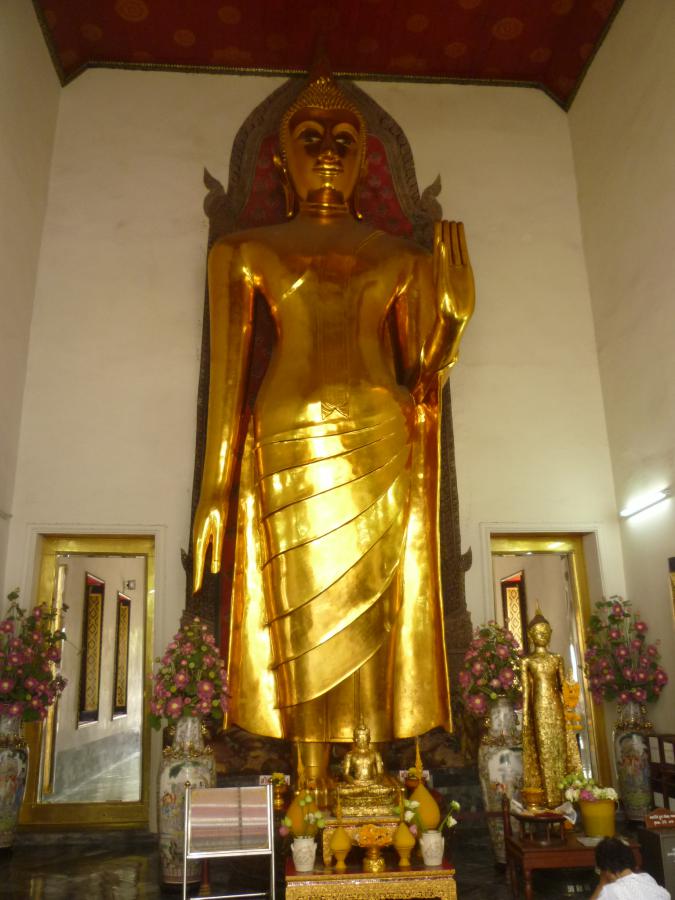 Phra Vihara Buddha in piedi