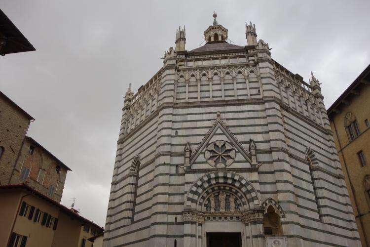 Battistero di Pistoia cosa vedere