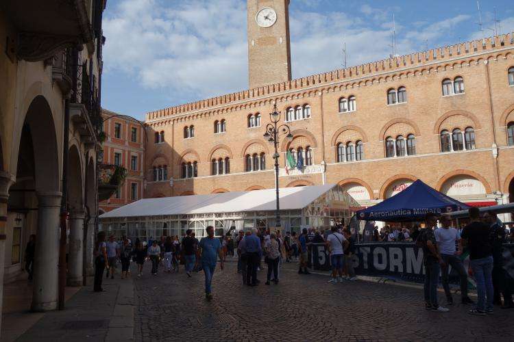 Treviso cosa vedere un giorno Piazza dei Signori