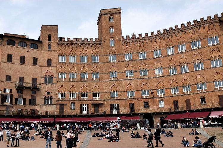 Piazza del Campo a Siena cosa vedere