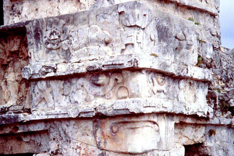 Dio della Pioggia sul tempio degli Affreschi Tulum