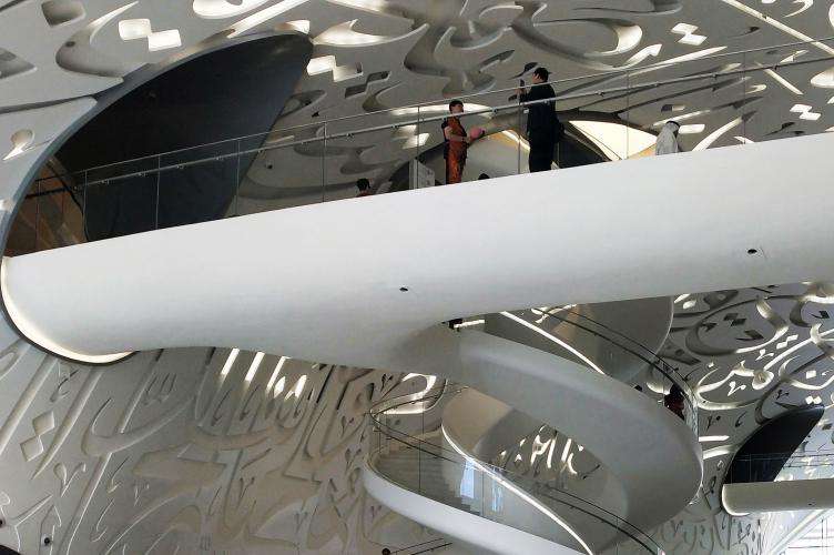 Museo del Futuro di Dubai cosa vedere Emirati Arabi on the road