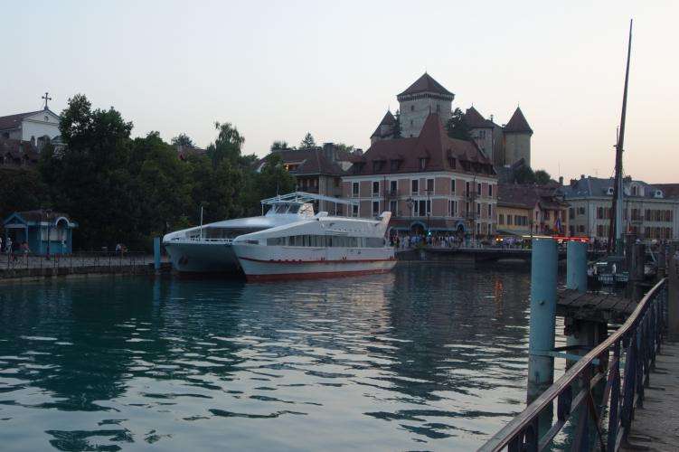 Annecy cosa vedere Alta Savoia Francia on the road