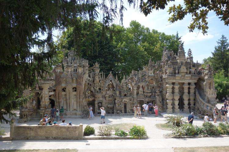 Hauterives Palais Idéal cosa vedere Francia on the road