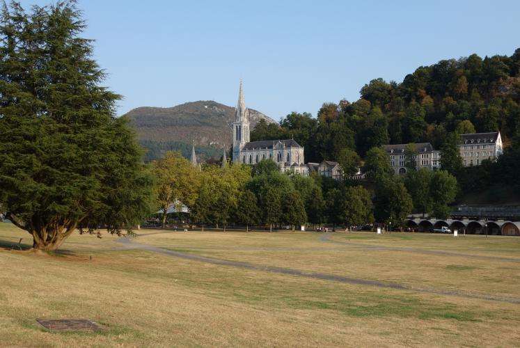 Lourdes cosa vedere Francia on the road