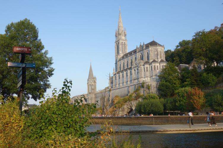 Lourdes cosa vedere Francia on the road